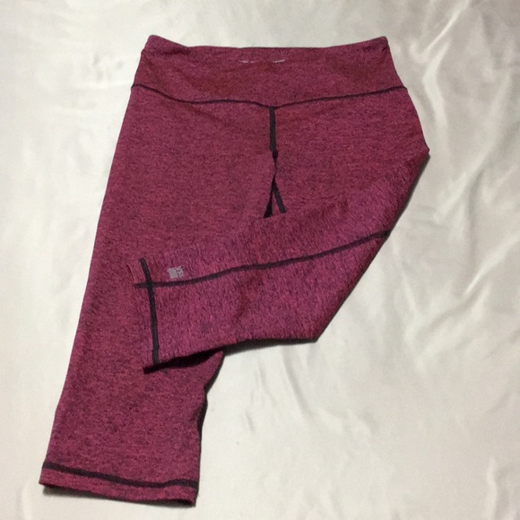 Victoria's Secret Pants - VSX knockout crop